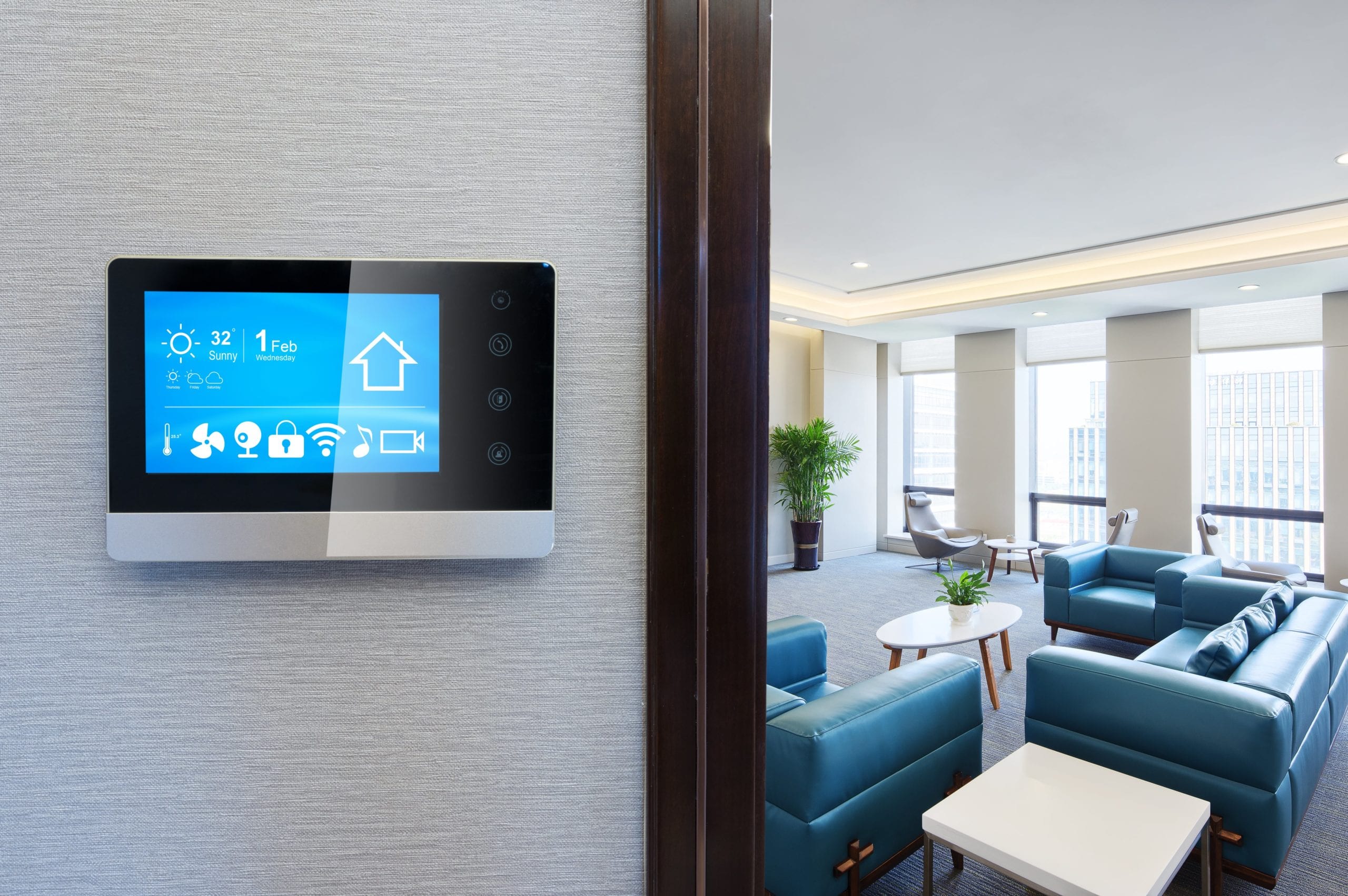 Hospitality Trends and Challenges for 2021 Smart Rooms